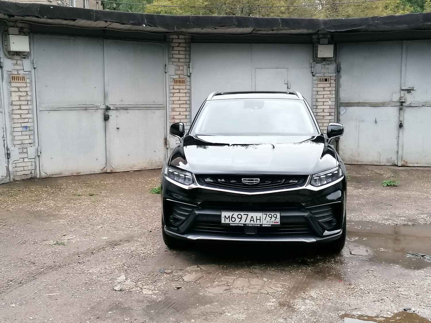 Антихром Geely Tugella