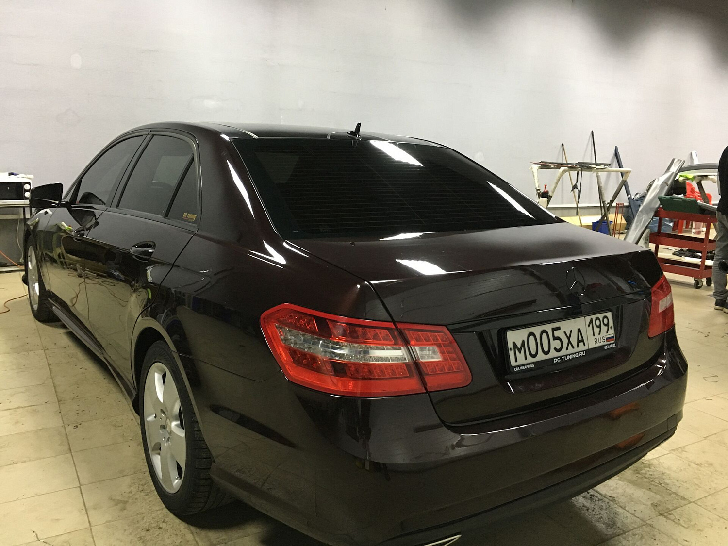 Антихром на Mercedes 212