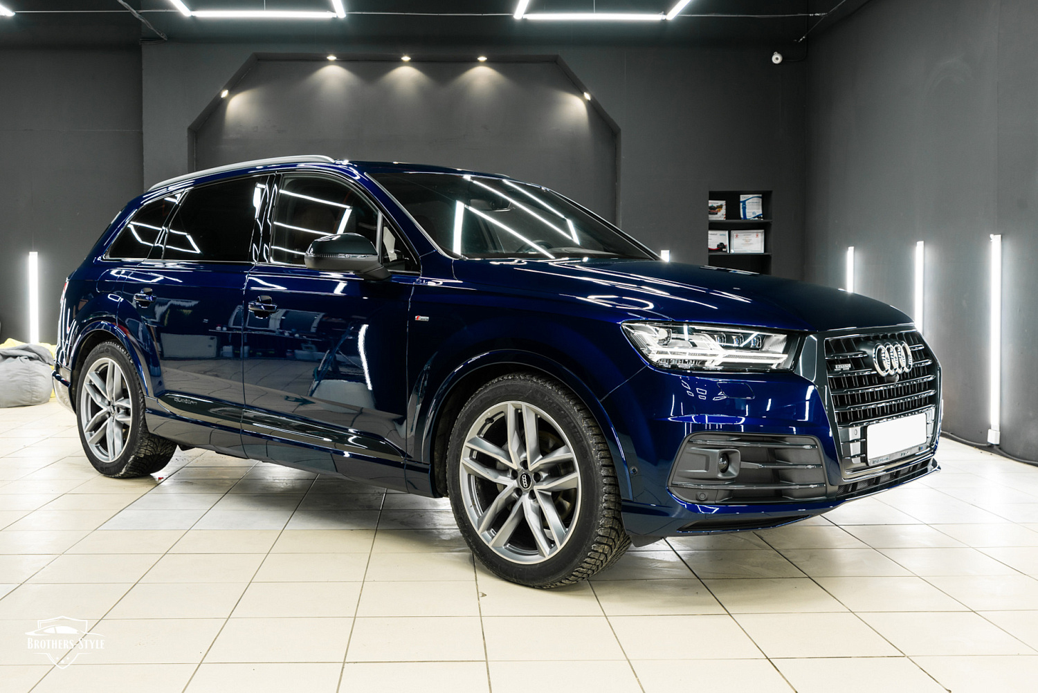 Оклейка Audi Q7