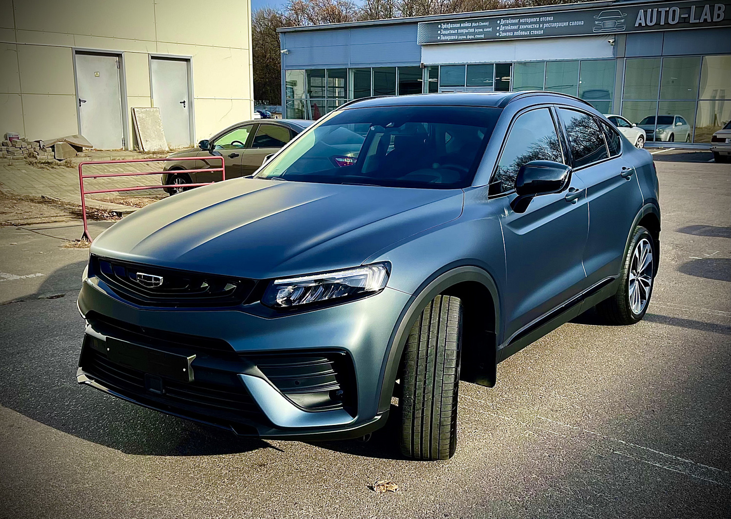 Антихром Geely Tugella
