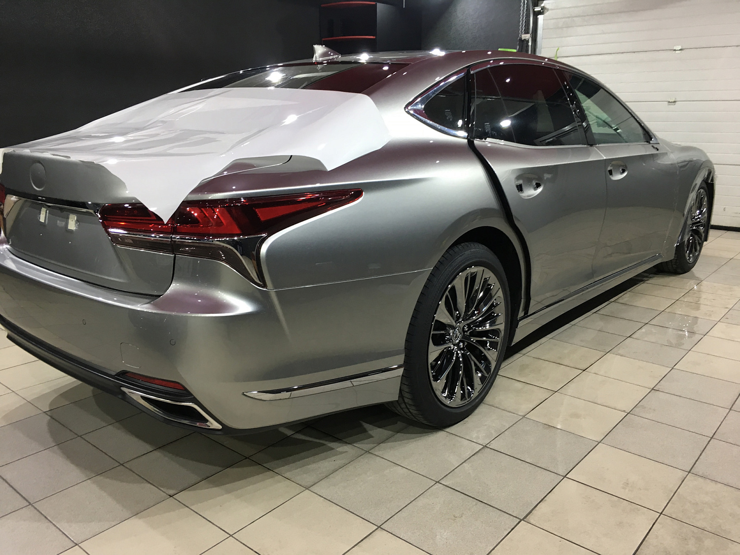 Оклейка пленкой Lexus