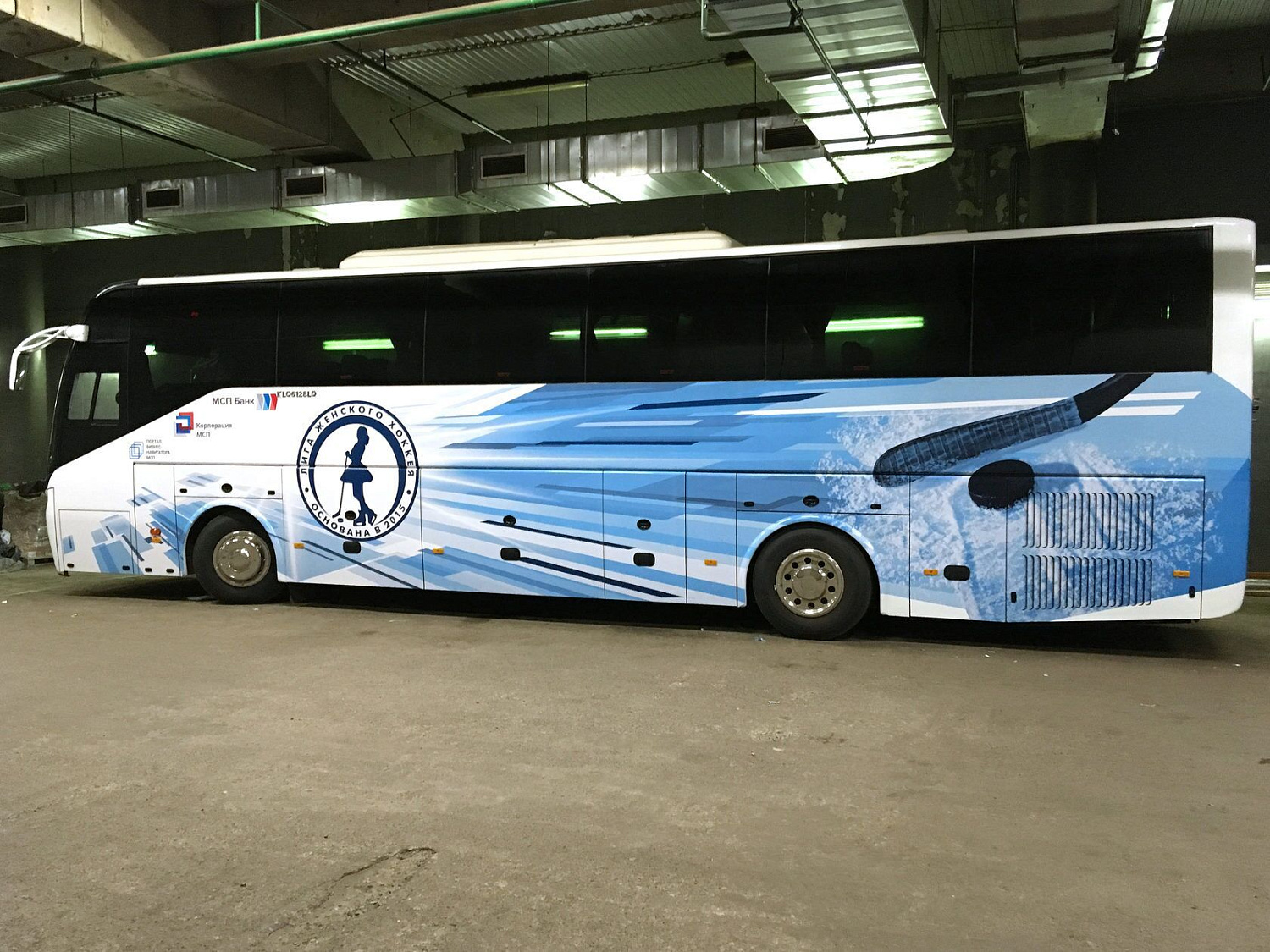 Оклейка автобуса