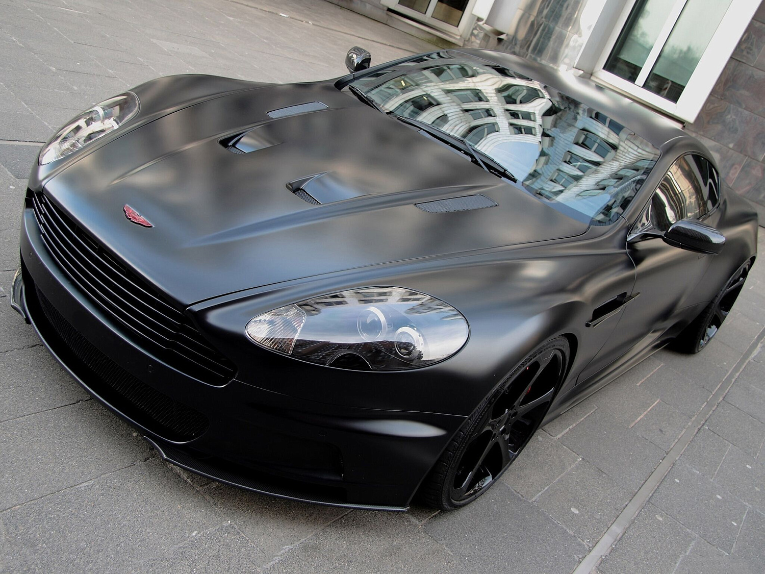 Антихром Aston Martin