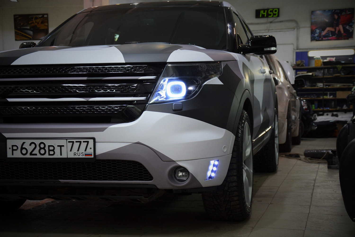Оклейка Ford Explorer