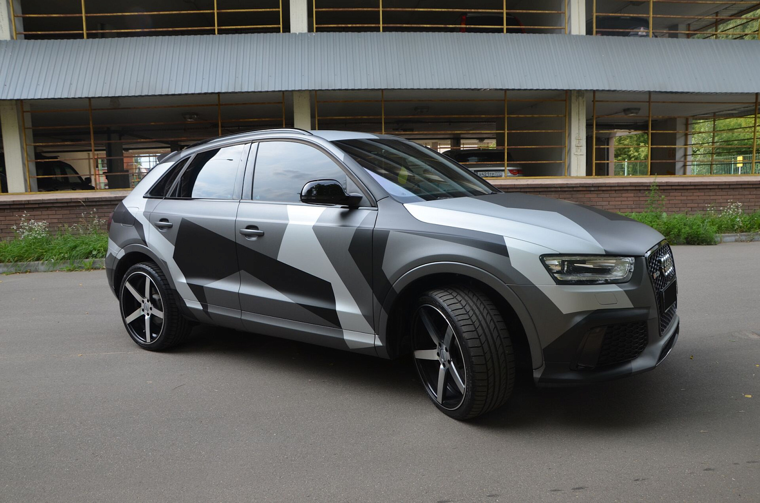 Оклейка Audi Q3