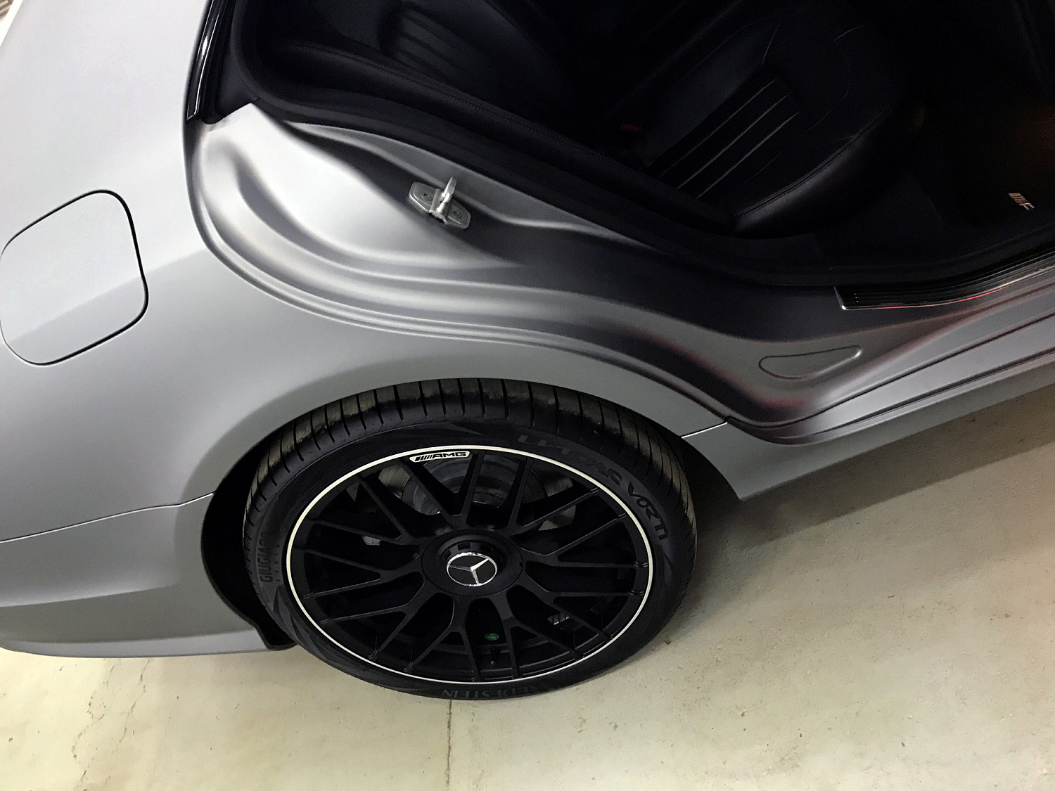 Оклейка Mercedes CLS