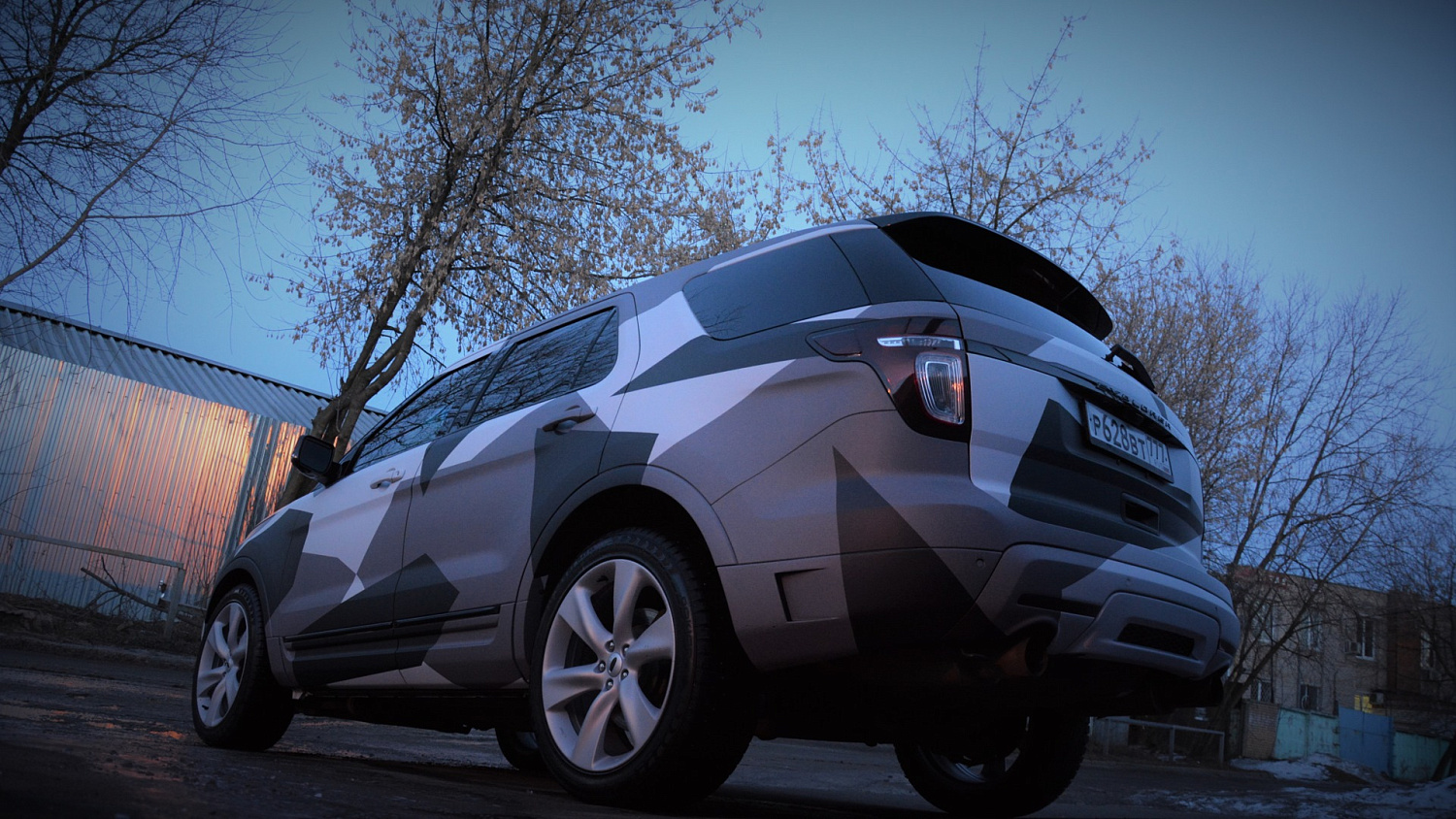 Оклейка Ford Explorer