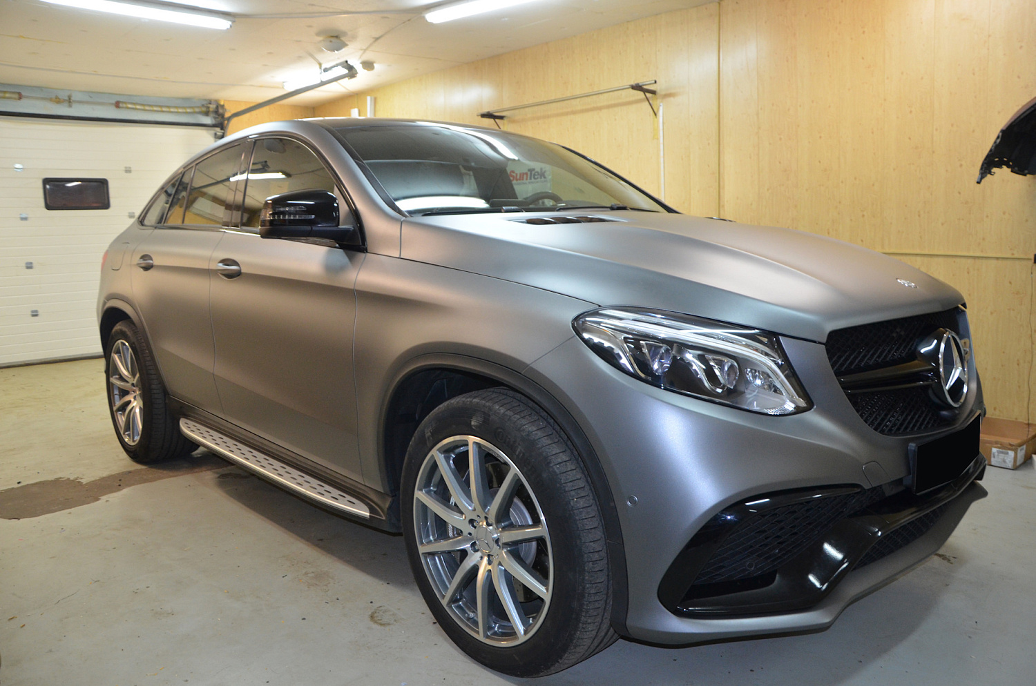 Оклейка пленкой Mersedes-Benz GLE