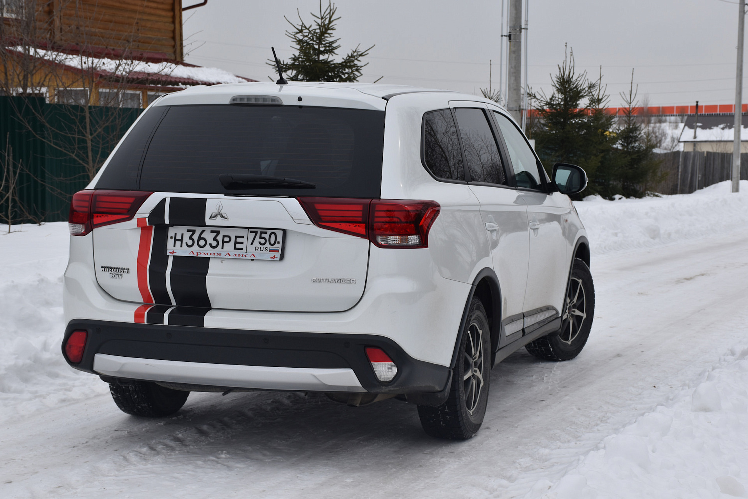 Оклейка Mitsubishi Outlander